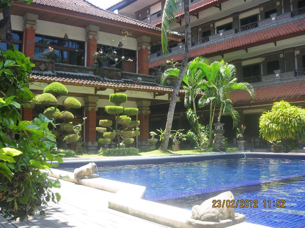 Hotel Puri Tanah Lot กูตา ภายนอก รูปภาพ