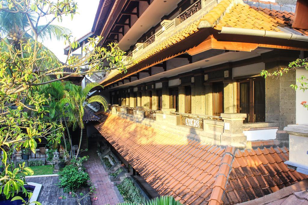 Hotel Puri Tanah Lot กูตา ภายนอก รูปภาพ