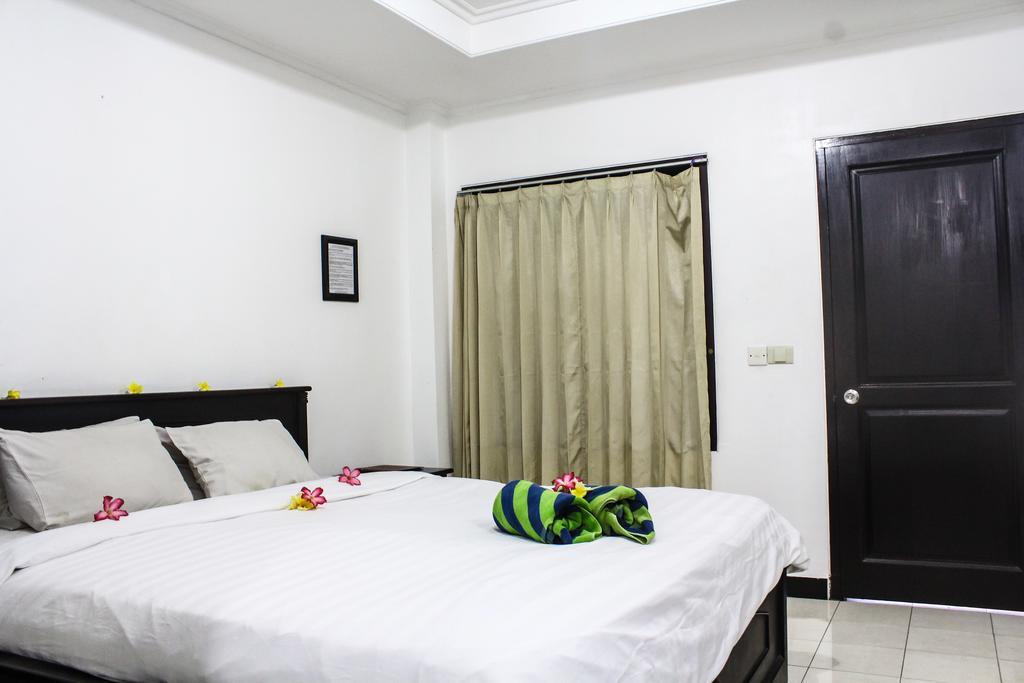 Hotel Puri Tanah Lot กูตา ภายนอก รูปภาพ