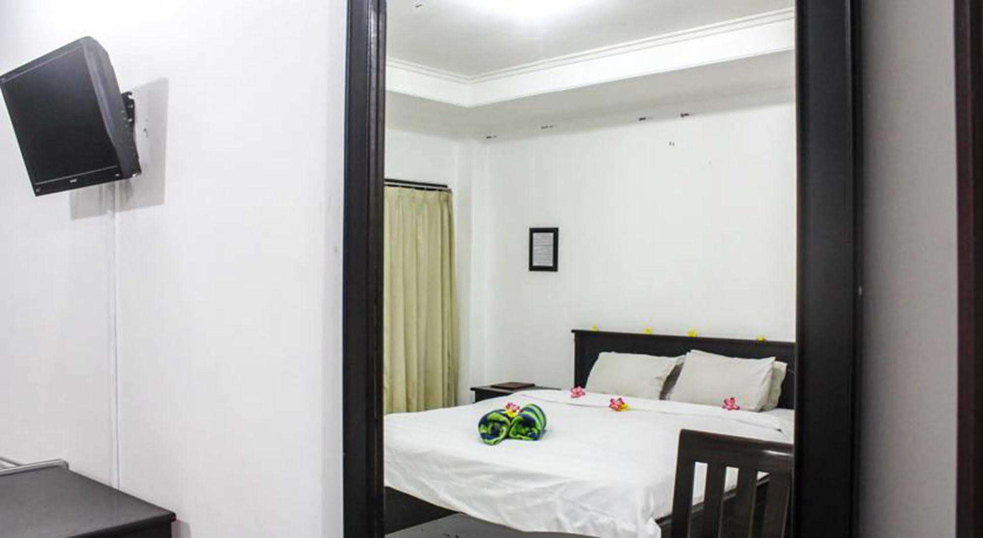 Hotel Puri Tanah Lot กูตา ภายนอก รูปภาพ