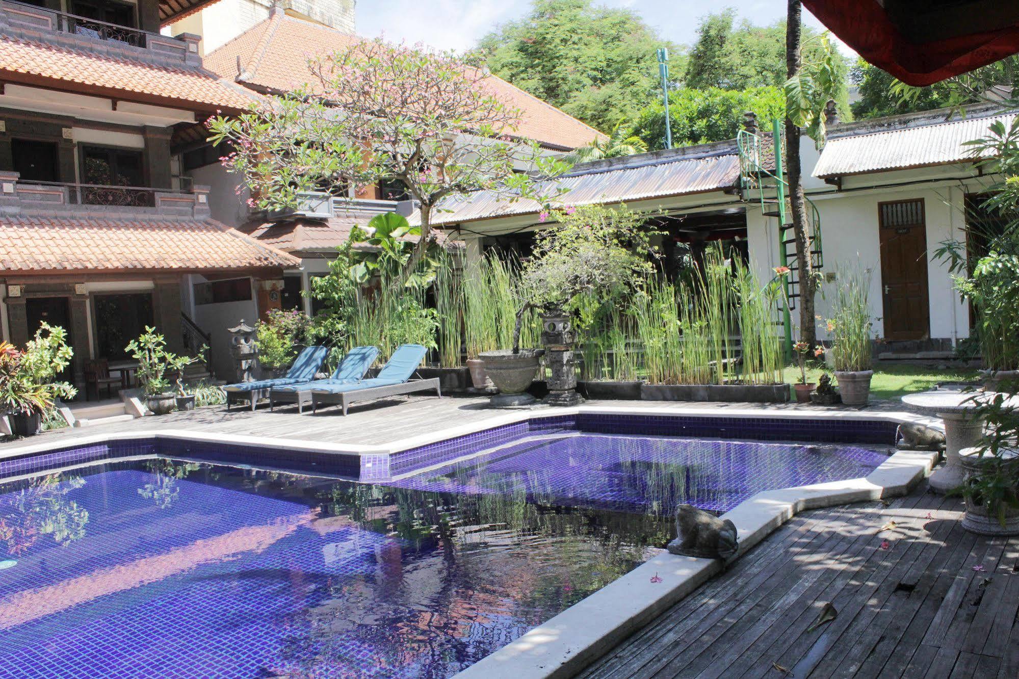 Hotel Puri Tanah Lot กูตา ภายนอก รูปภาพ