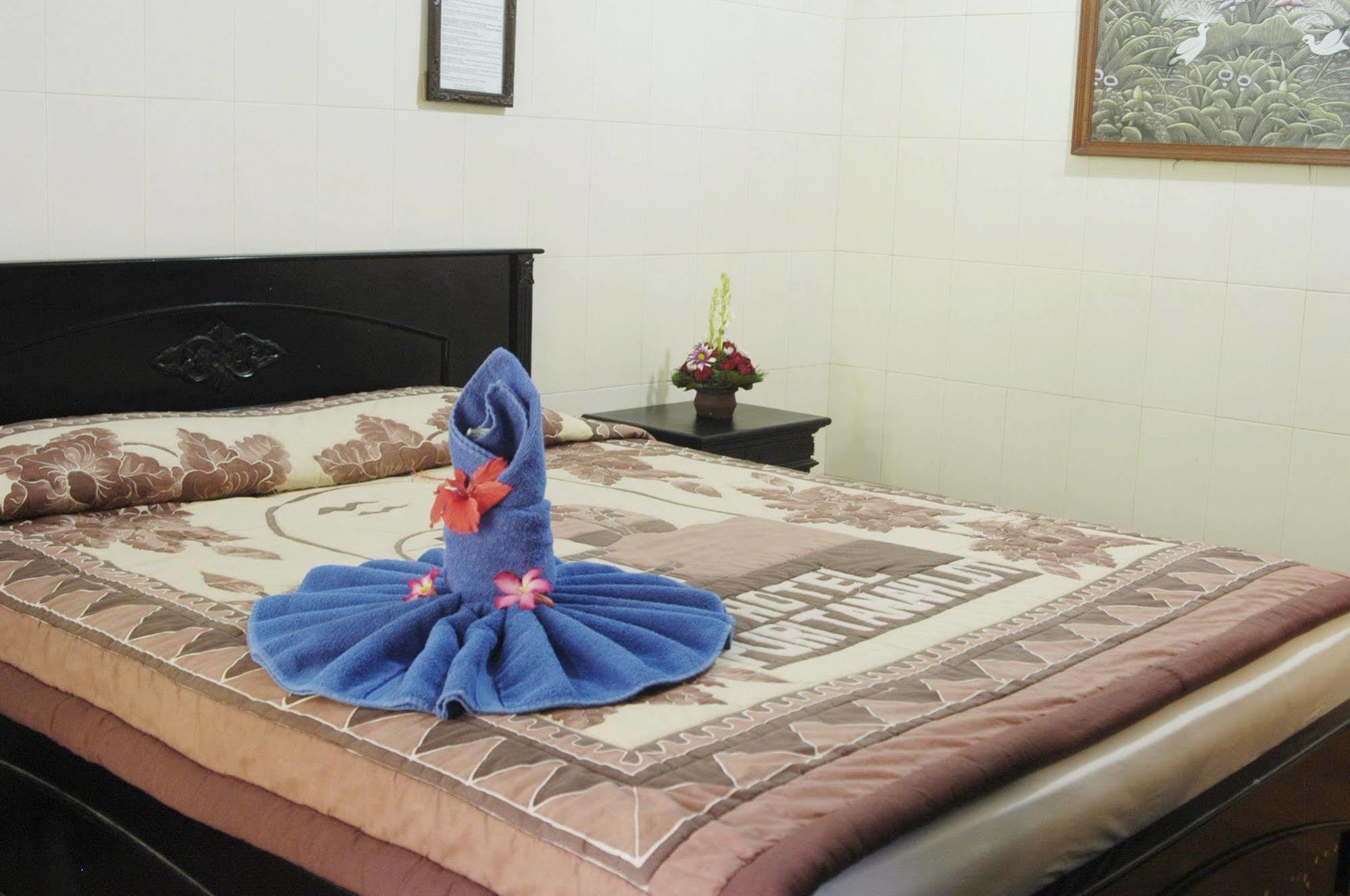 Hotel Puri Tanah Lot กูตา ภายนอก รูปภาพ