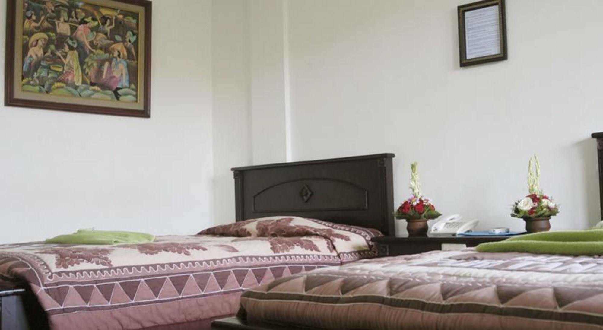 Hotel Puri Tanah Lot กูตา ภายนอก รูปภาพ
